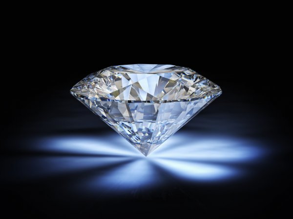 У київській лабораторії виростили найбільший алмаз у світі